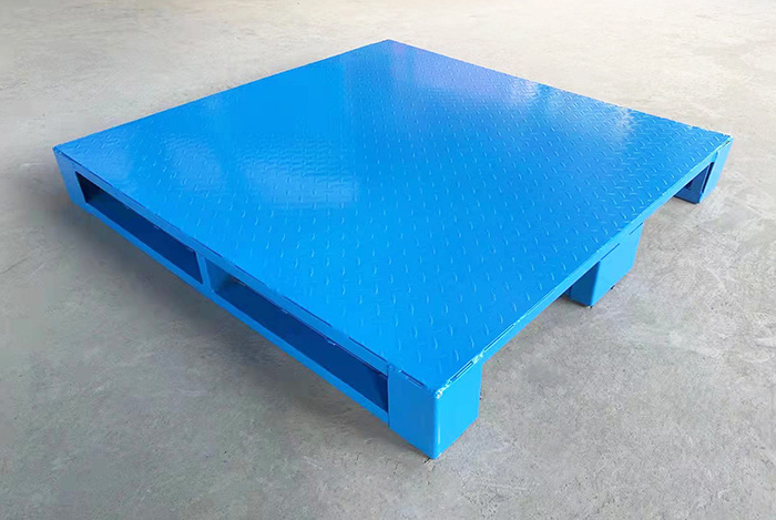 花紋板金屬托盤下線，準備給客戶發(fā)貨